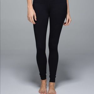 Lululemon wup wunder under sz 6 luxtreme EUC Blk